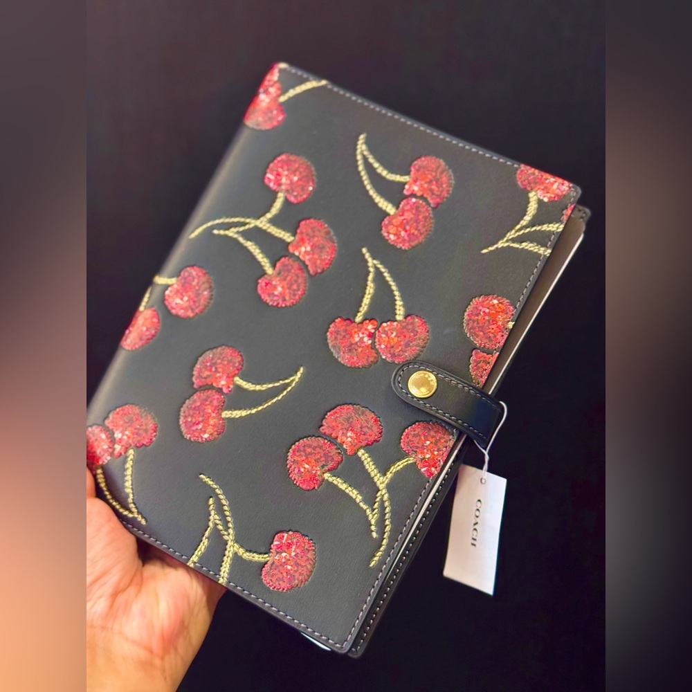 Coach Notebook With Black Cherry In Leather/Black Print CDB79 NWT - Picture 2 of 5